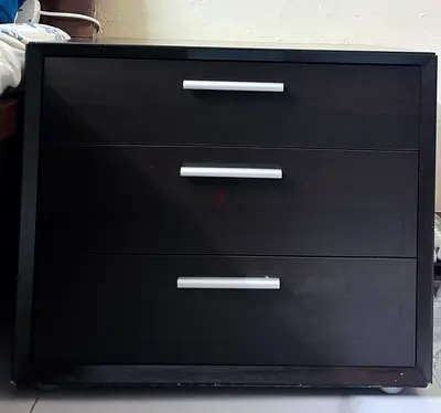 3-Drawer storage/ Good condition