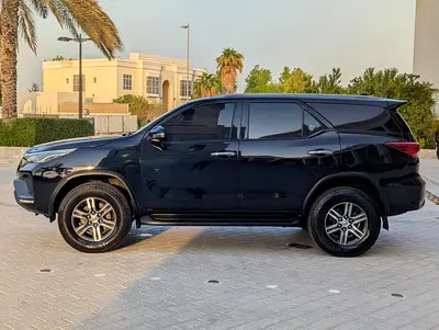 2021 Toyota FORTUNER — миниатюра 17