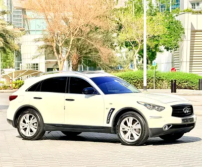 2014 Infiniti QX70 照片 3