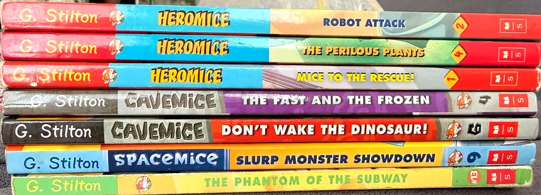 Set of 8 G. Stilton Children's Chapter Books (Geronimo Stilton series)
