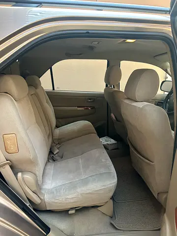 2009 Toyota FORTUNER 照片 4