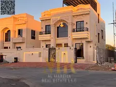Classic-Style Villa for Sale in Al Helio 2 – Ajman | 5 Master Bedrooms | Two Floors + Roof | High-