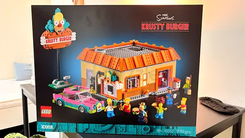 LEGO Icons The Simpsons Krusty Burger 10302 (sealed box)