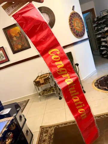 3 sets of party accessories