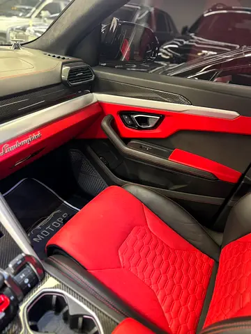 2020 Lamborghini URUS 照片 3
