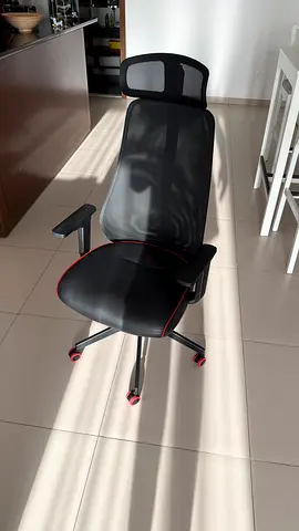 Ergonomic Mesh High-Back Office Chair with Headrest — Good Condition