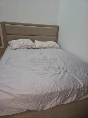 Bed and mattress