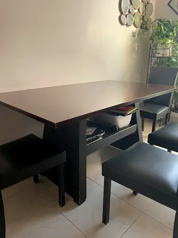 Dining Table x4 chairs for sale