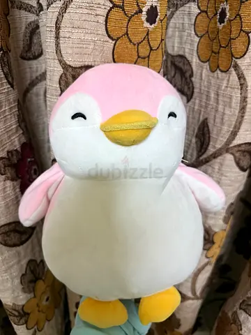 Very cute pink penguin plushie