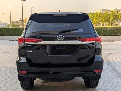 2021 Toyota FORTUNER — миниатюра 16
