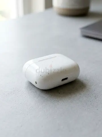 Wireless Bluetooth Earbuds with Charging Case – White