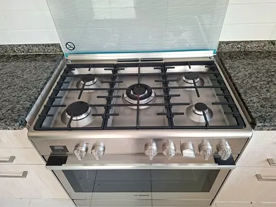 Bosch stainless steel 5-burner gas cooker with electric oven - good condition