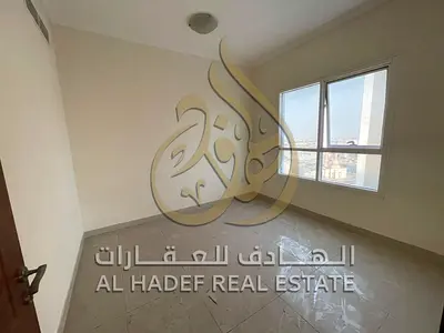 3 غرف وصالة للإيجار في التعاون – على مخرج دبي، غرفة خادمة، باركن مجاني وشهر مجاني