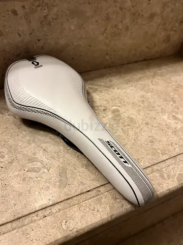 Scott white bicycle saddle / seat - lightly used