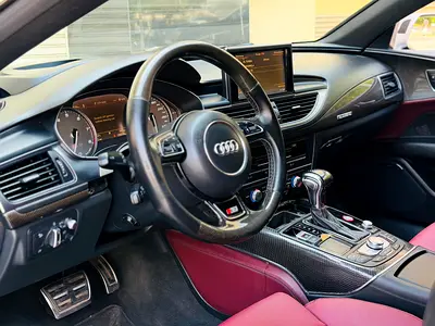 صورة 9 لـ 2013 AUDI S7