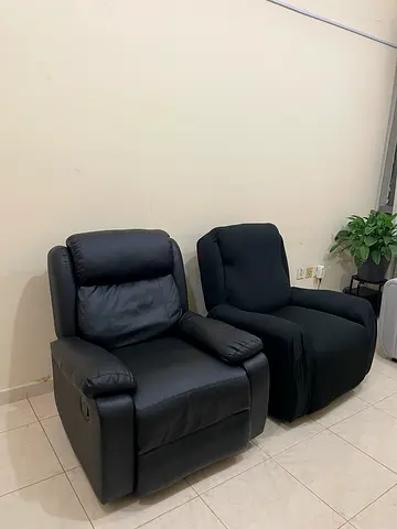 Pair of Black Recliner Chairs — Comfortable Living Room Seating