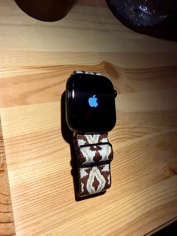 Apple Watch Series 10 GPS 46mm - 100% Battery Health - Box Included