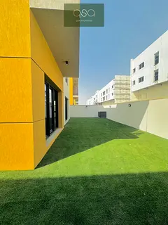 AZHA COMMUNITY/GATED COMMUNITY/BIG SWIMMING POOL/OWSM JYM/VILLA/TOWNHOUSE/FOUR BEDROOM with MAID ROO