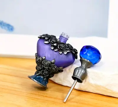 Oil perfume bottle
