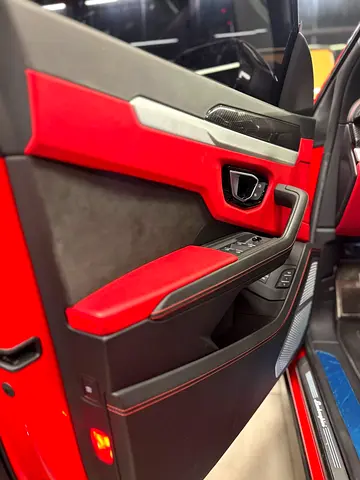 2020 Lamborghini URUS 缩略图 14