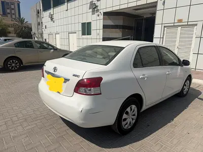2008 Toyota YARIS 照片 3
