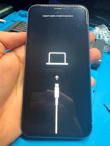 iPhone XR 64GB - NAND failure
