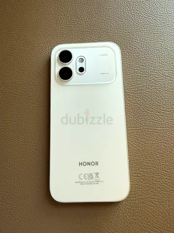 Honor 600 smartphone - 1 month old white. Almost new