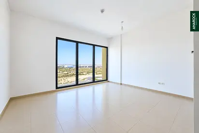 Ready To Move | 12 Cheques | Spacious Layout