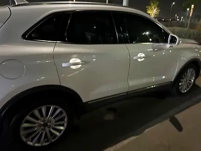 صورة 4 لـ 2019 Lincoln MKC