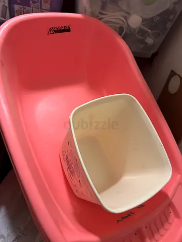 Free baby bath tub