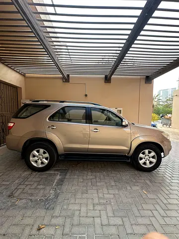 2009 Toyota FORTUNER 照片 9