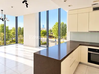 Unfurnished | Spacious 1 Bed | Available 31 Oct