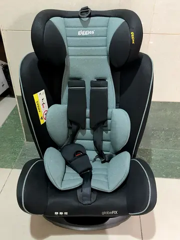 Giggles Globefix ISOFIX Baby Car Seat – Excellent Condition