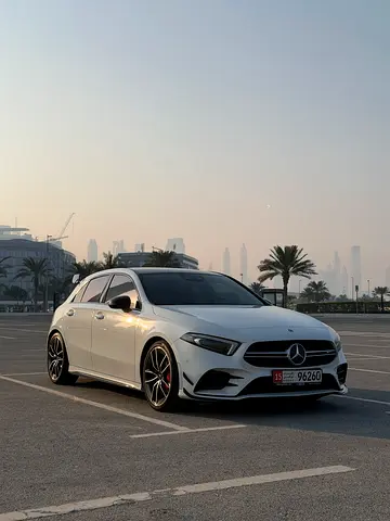 2023 Mercedes-BENZ A-CLASS 照片 1