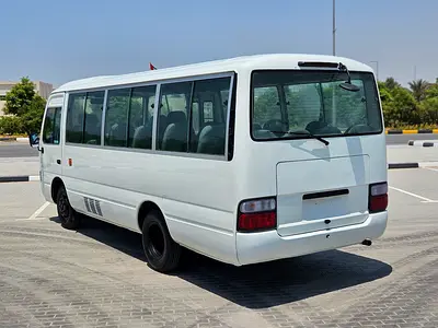 2009 Toyota COASTER — миниатюра 19