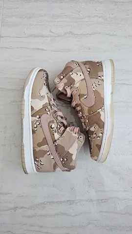 Nike Desert Camo High-Top Dunks (beige) - Size UK 5.5