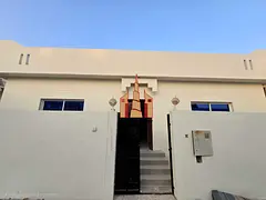 4 Bed room Majlis 3 washroom 2 Master room big like new villa only 65k