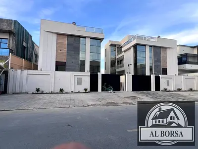 للبيع في الياسمين فيلا 6 غرف ماستر ومجلس وصاله مع مطبخ واسع وغرفة خادمه ومسبح