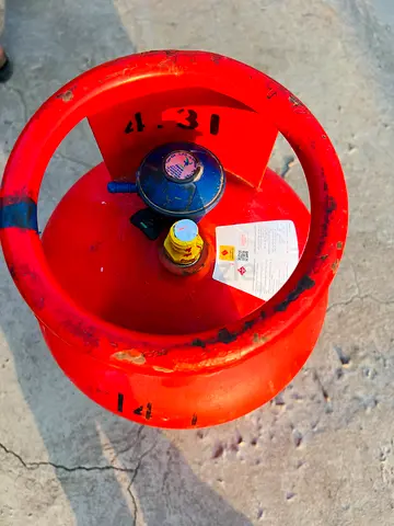 Gas cylinder full free delivery with regulator