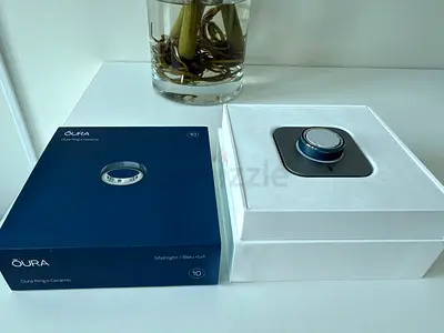 Oura Ring 4 Ceramic Midnight - Size 10 with Charger and Box