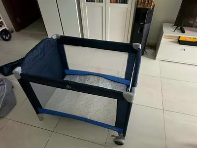 Baby cot foldable brand juniors