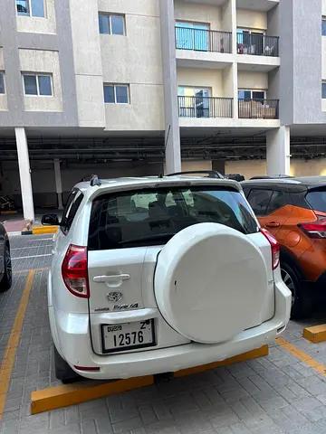 صورة 7 لـ 2008 Toyota RAV 4