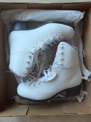 Jackson Figure (Ice) Skates - Size UK Women's 3.5 / EUR 37 (M) - nearly new in box