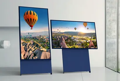 Samsung The Sero 43", 4K QLED, Rotating Smart TV - Mint Condition