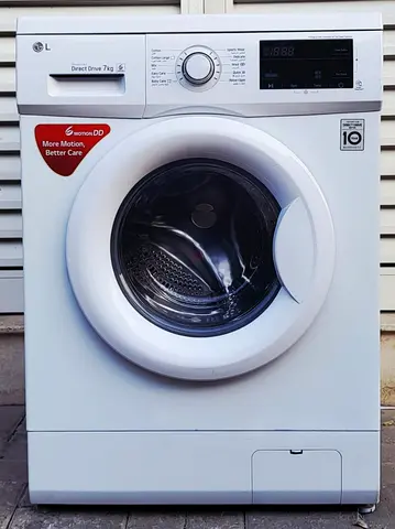 LG direct drive 7kg washing machine with perfect working condition