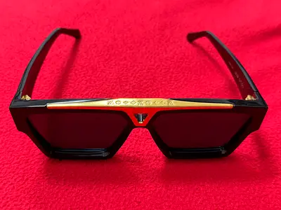 Authentic LOUIS VUITTON 1.1 Evidence S00 Sunglasses Black Gold-tone Monogram Men Accessory