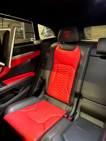 2020 Lamborghini URUS 照片 6
