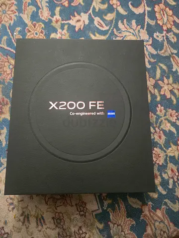 Vivo X200 FE