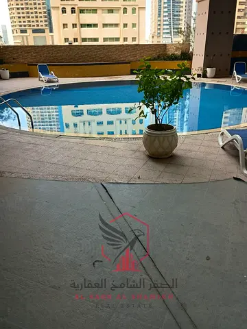 تكييف مجانا غرفه وصاله مطبخ امريكي اطلاله بحريه جيم ومسبح مجانا شهر مجانا غرفه ماستر غرفه غسيل وخزائن حائط وقريبه ع مخرج دبي