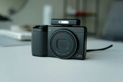 Ricoh GR III HDF, 24MP APS-C f/2.8, Digital Camera